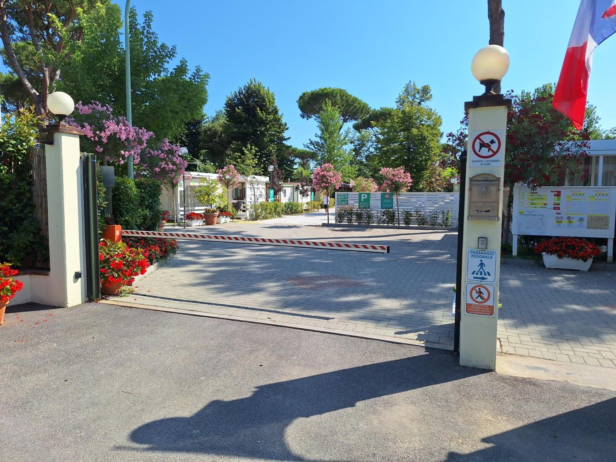 Camping Parco Vacanza Partaccia 2 Marina di Massa Exteriér fotografie